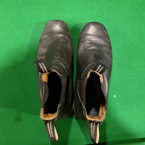 Blundstone Square Toe - Picture 2 of 3